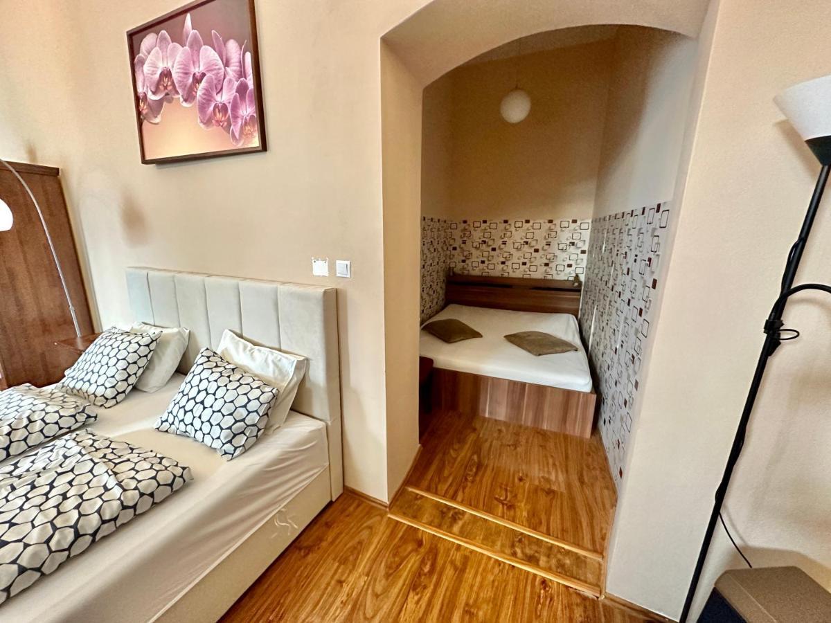 Home Away Main Square Apartment Poprad Exterior foto